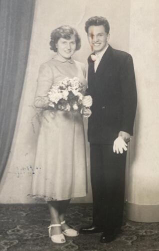 Grandparents-wedding-photo-1952