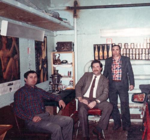 Richard's Dad (centre) with friends