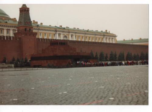 Queue for Lenins Tomb